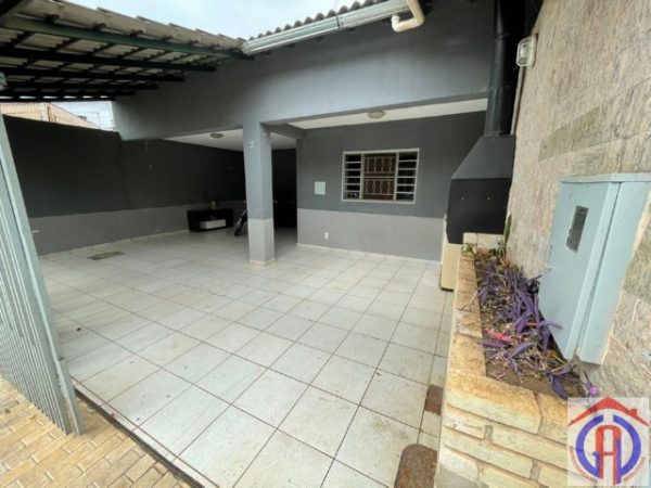 Vendo Casa 2 Quartos 1 Suíte QE 46 Guará II