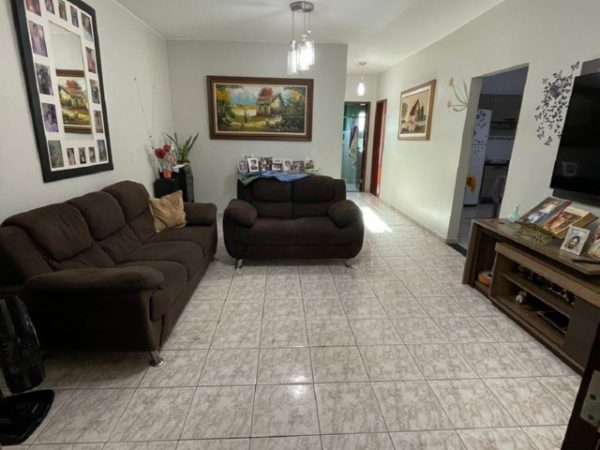 Alugo Excelente Apartamento de 2 Quartos no Polo de Modas – Guará II